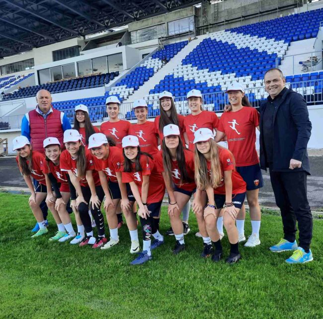 IMG-91376363bf25fc243b918ec9d2e49957-V